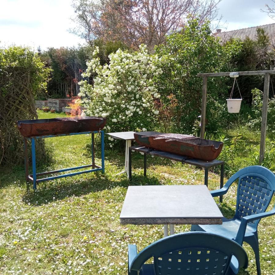Noyers  B&B Du Cerisier, Diner Sur Demande المظهر الخارجي الصورة